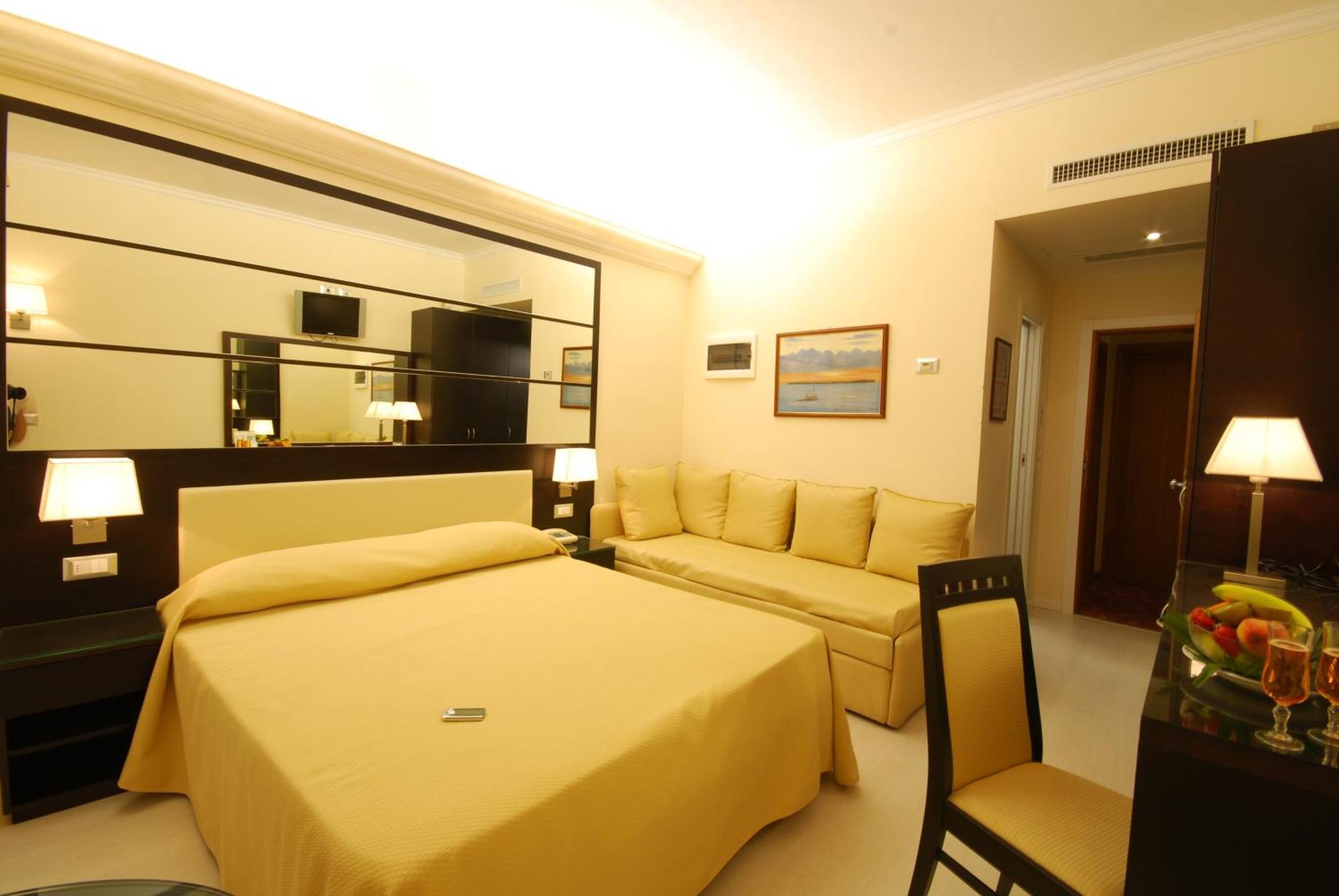 Hotel Caesar Paladium Rimini Cameră foto